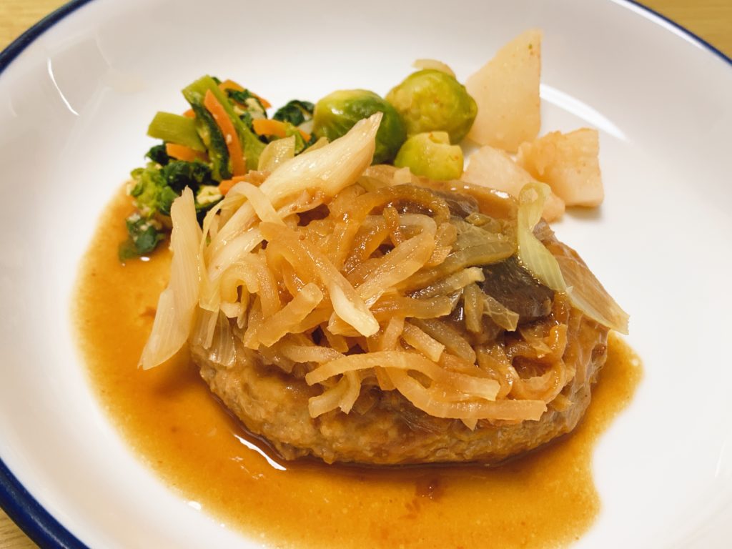 味噌煮込みハンバーグ